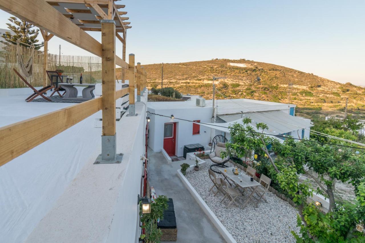 Milos Guesthouse Triovasalos Экстерьер фото